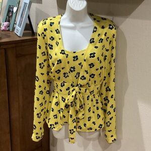 Sunny Yellow CAbi 2 pc Set, Perfect Condition, SZ Lg
